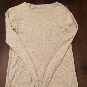 Gap ladies long sleeve modern T-shirt in grey
